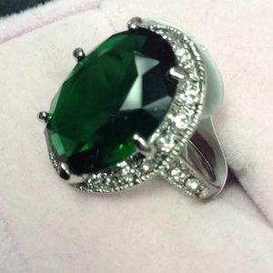 Emerald & zirconia silver ring women's Sz6